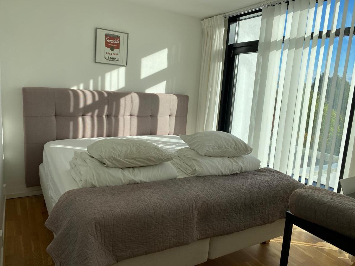 Exclusive 2 Level Etage Next To Arlanda-City Metro 斯德哥尔摩 外观 照片