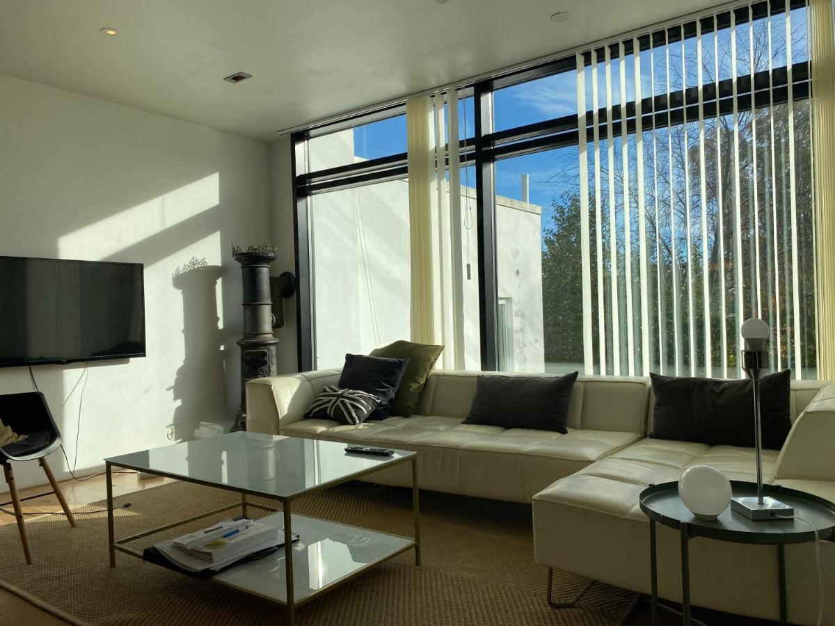 Exclusive 2 Level Etage Next To Arlanda-City Metro 斯德哥尔摩 外观 照片